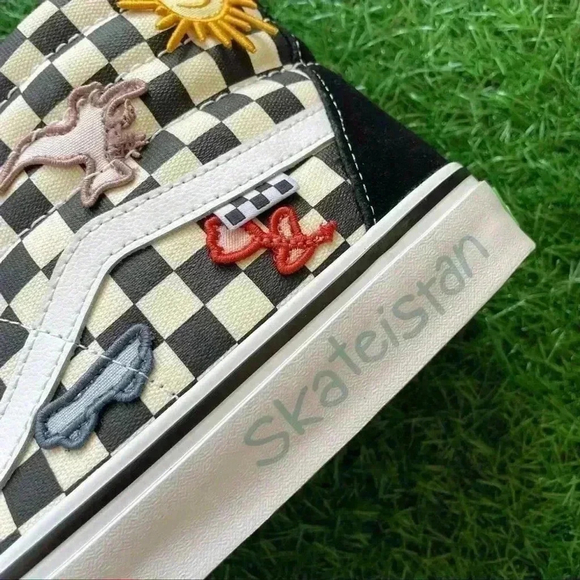 Vans Sk8 Hi Skate Is Stan - Picture 5 of 7